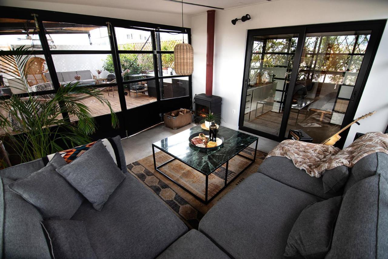 Unique Solar Penthouse With Jacuzzi And Sauna In Central アテネ エクステリア 写真