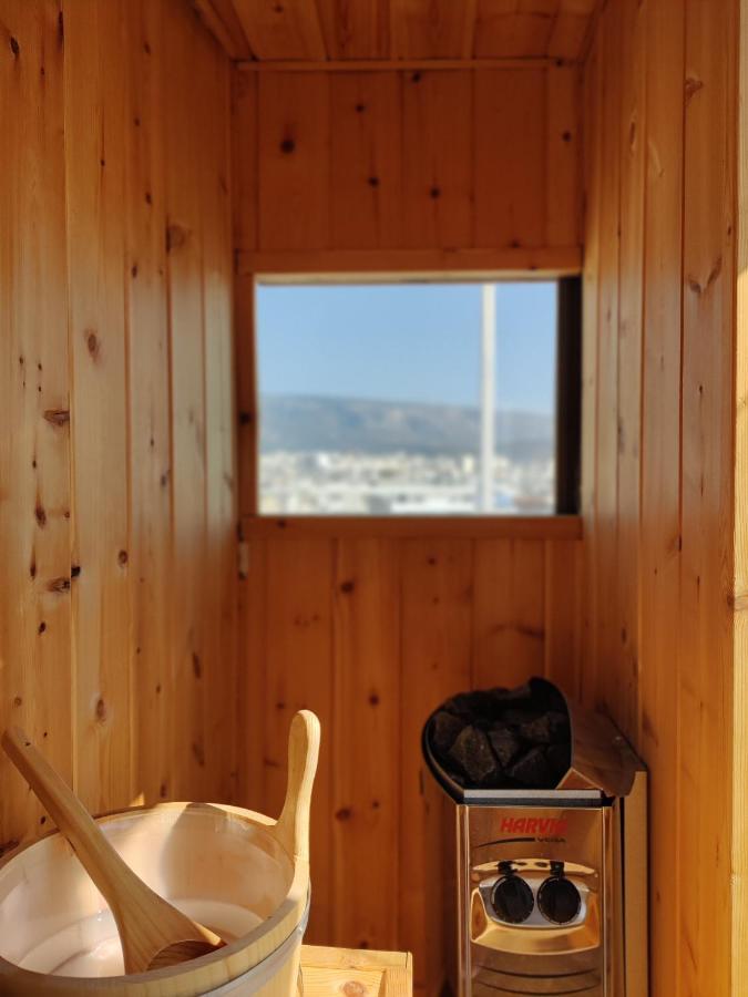 Unique Solar Penthouse With Jacuzzi And Sauna In Central アテネ エクステリア 写真